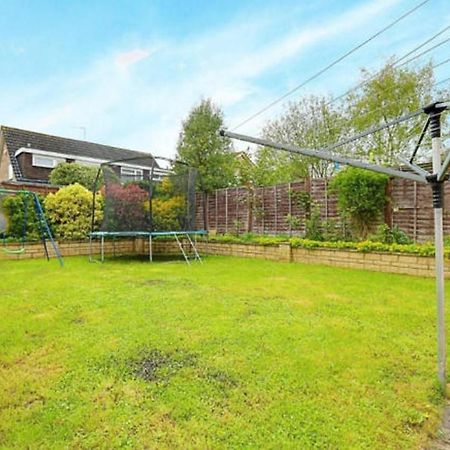 Beautiful House In Ruislip Ξενοδοχείο Northwood  Εξωτερικό φωτογραφία